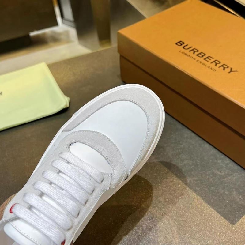 Burberry Low Shoes